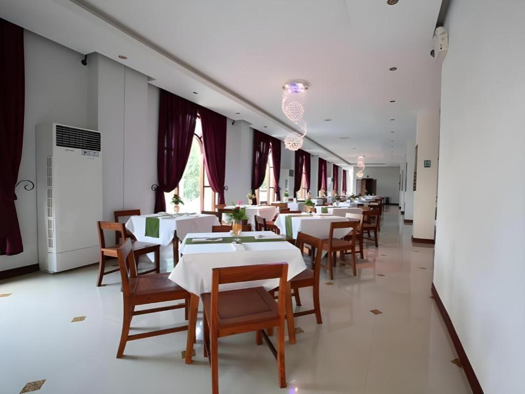 Phonethip Plaza Hotel ビエンチャン エクステリア 写真