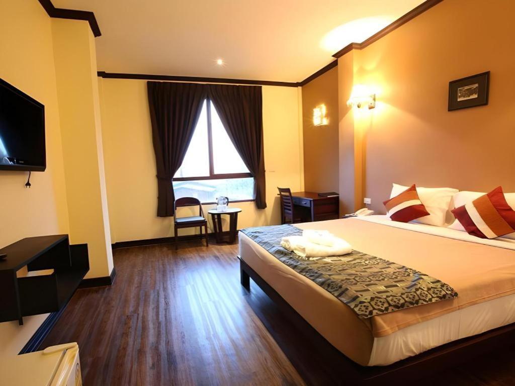 Phonethip Plaza Hotel ビエンチャン エクステリア 写真